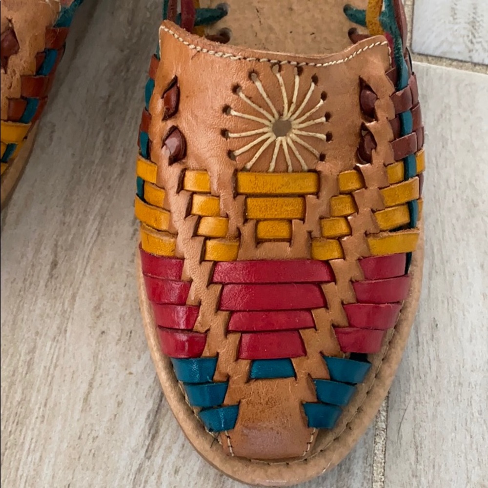 Huaraches - Picture 4 of 6